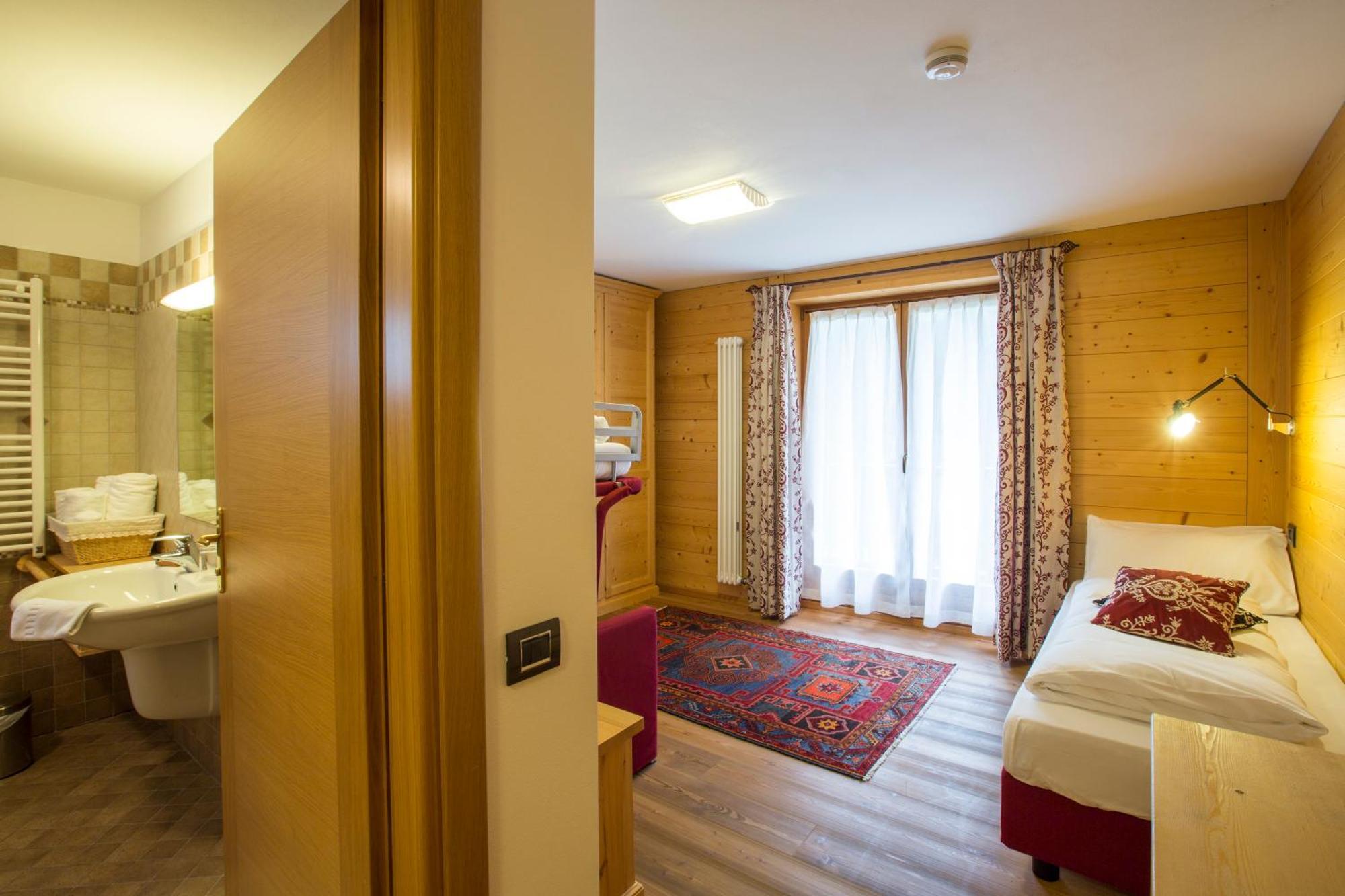 Hotel De Gletscher Gressoney-La-Trinite Exterior photo